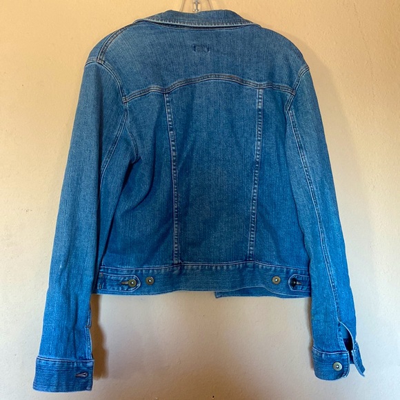 Cropped Jean Jacket - Picture 3 of 3